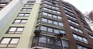 Установка крыши на балкон Кирово-Чепецк цена от 1026 руб. м/2.